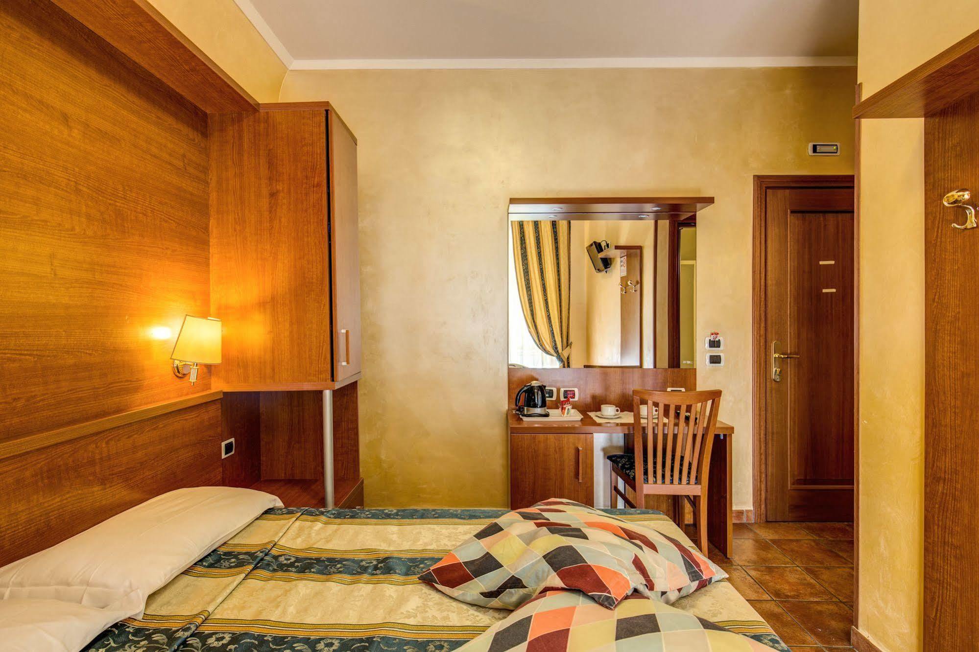 Hotel Maryelen روما المظهر الخارجي الصورة